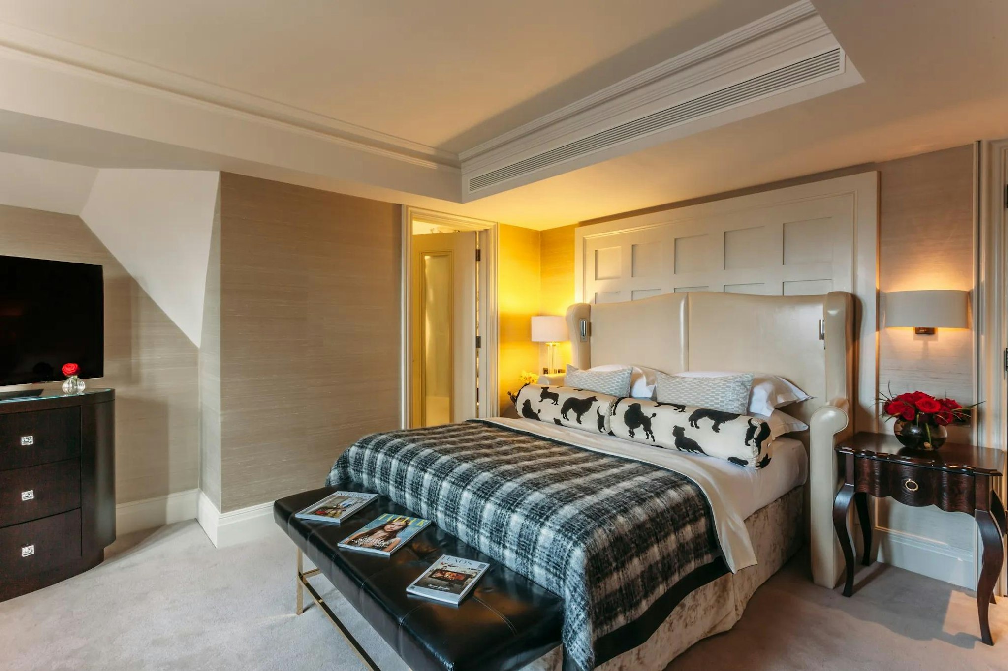 No 11 Cadogan Gardens Hotel 22/82
