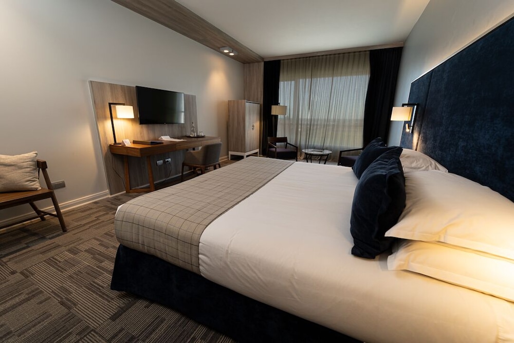 Hotel Parada Linares 8/50