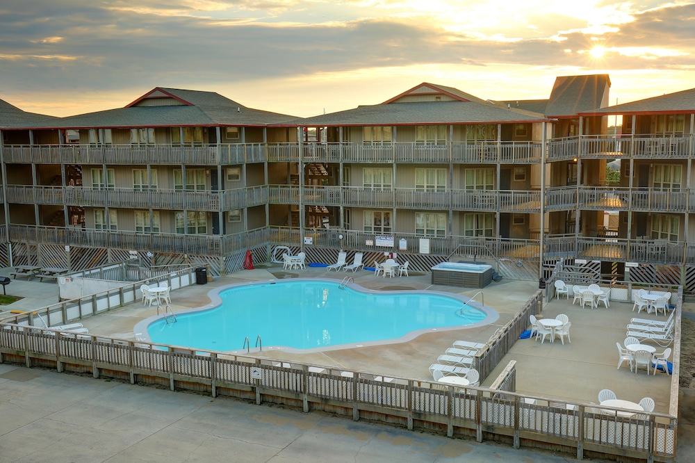 Outer Banks Beach Club 46/51