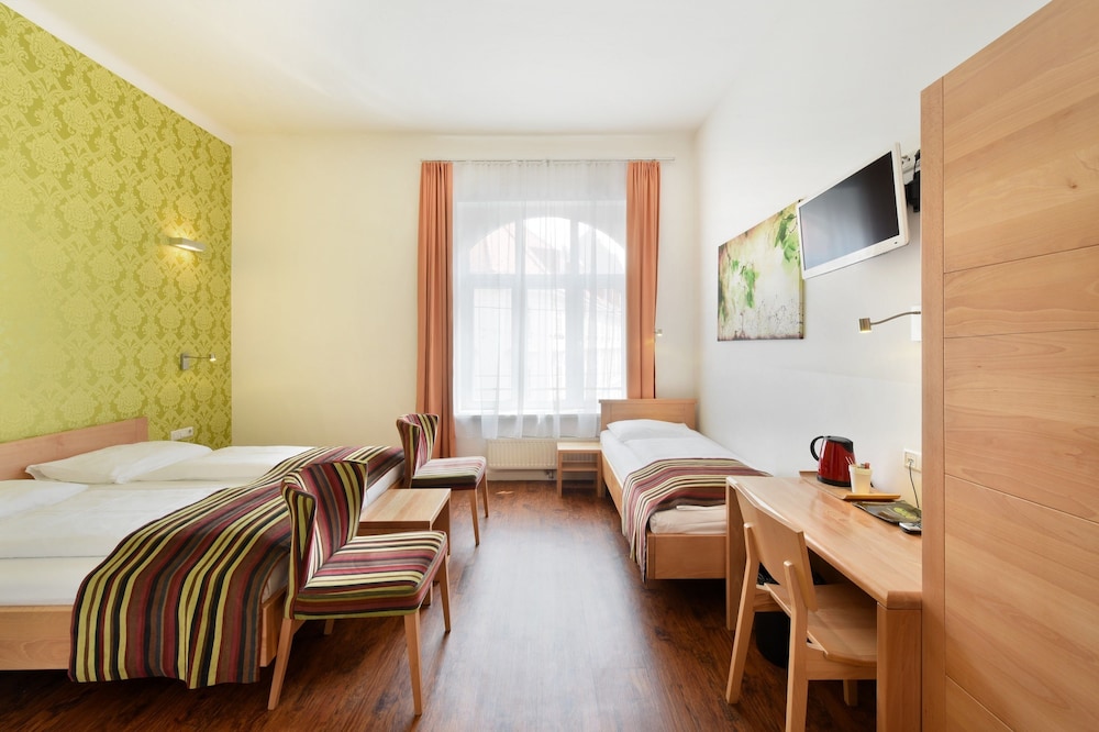 Hotel Mocca 33/47