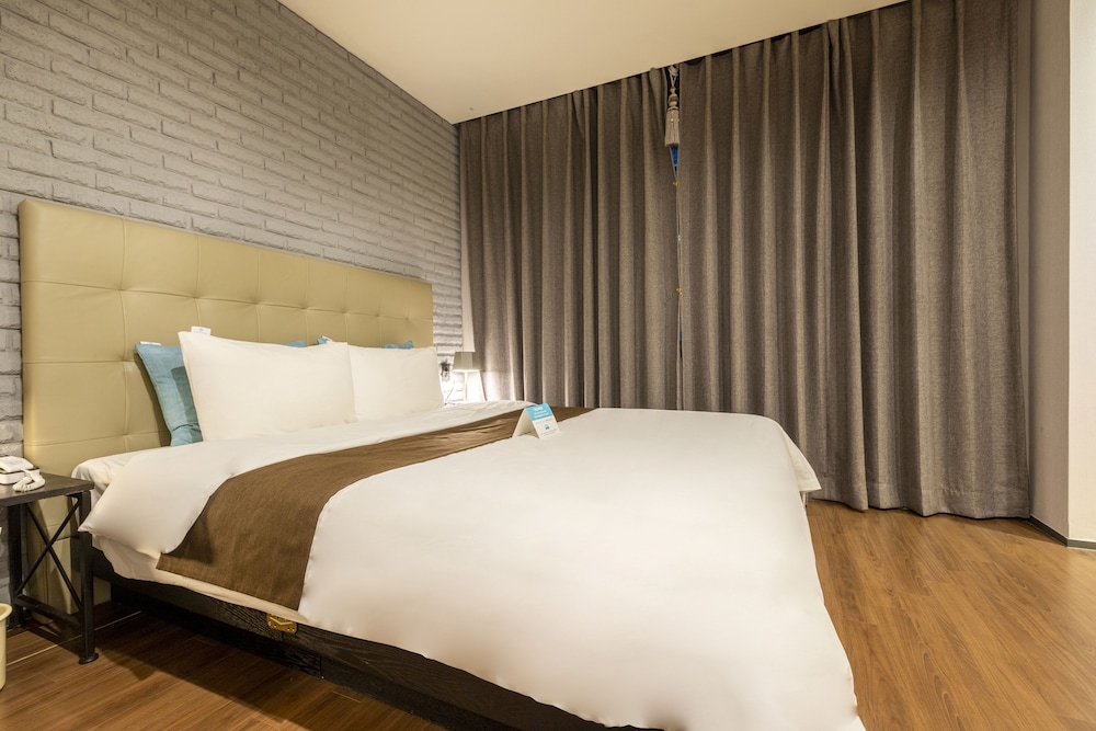 Sorgente Business Hotel 12/50