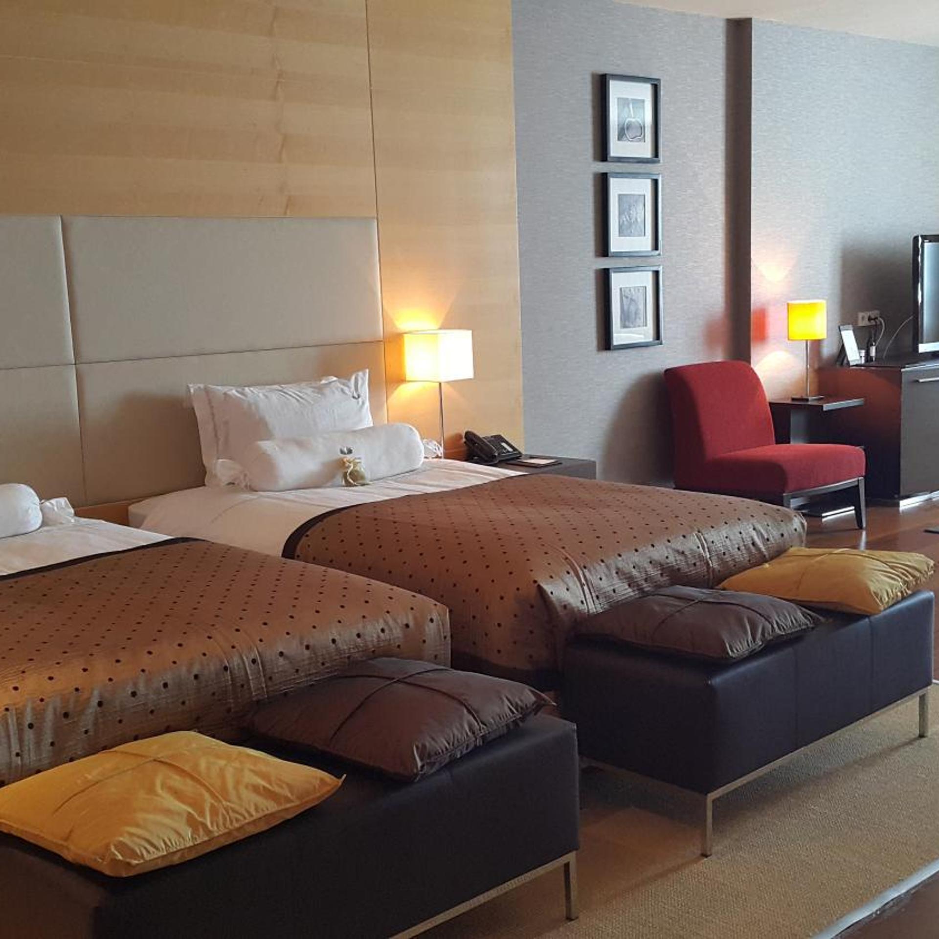 Hotel Grand Swiss 18/64
