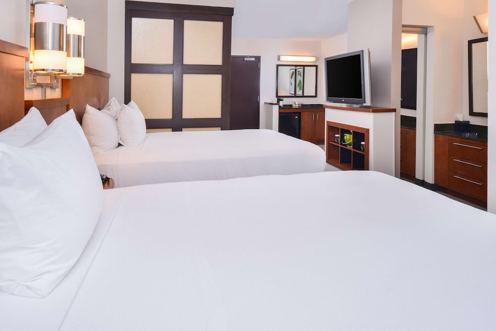 غرفة بسريرين كوين في طابق مرتفع، Hyatt Place Chesapeake/Greenbrier 2/6