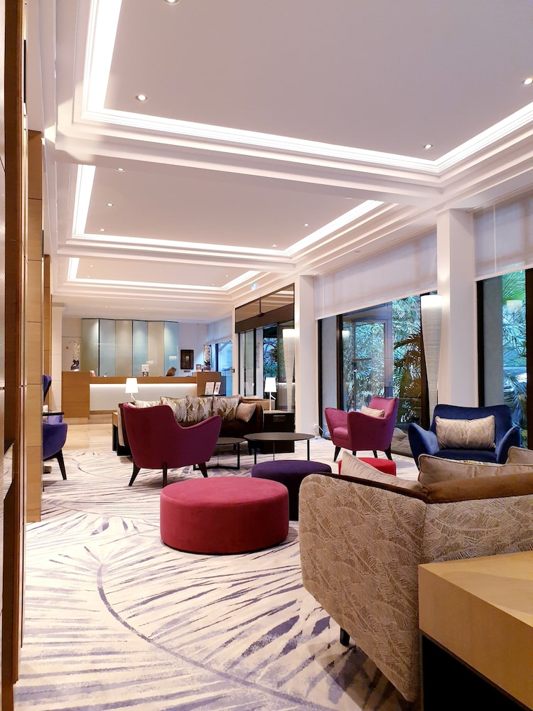 Hotel Garden Elysees 53/81