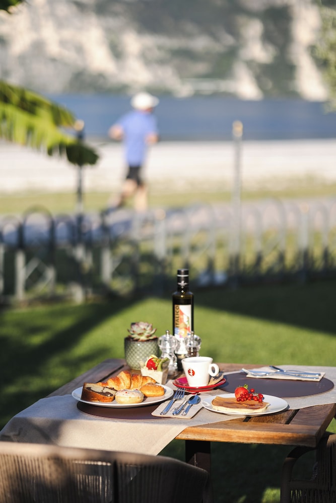 Hotel Baia Azzurra 35/50