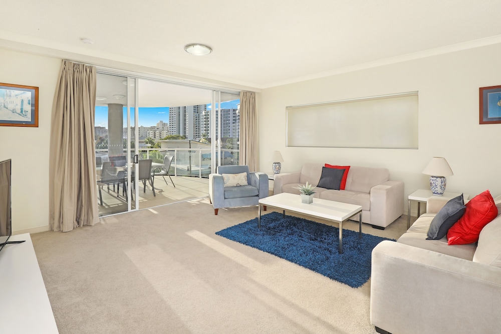 Pandanus Mooloolaba 35/51