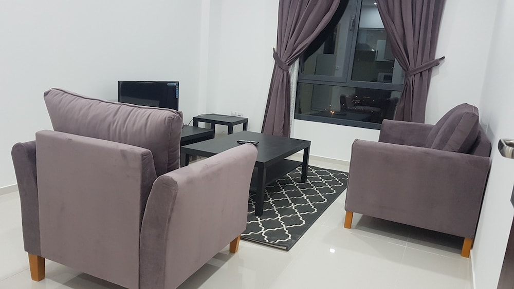Magic Suite Sabah Al Salem 18/35