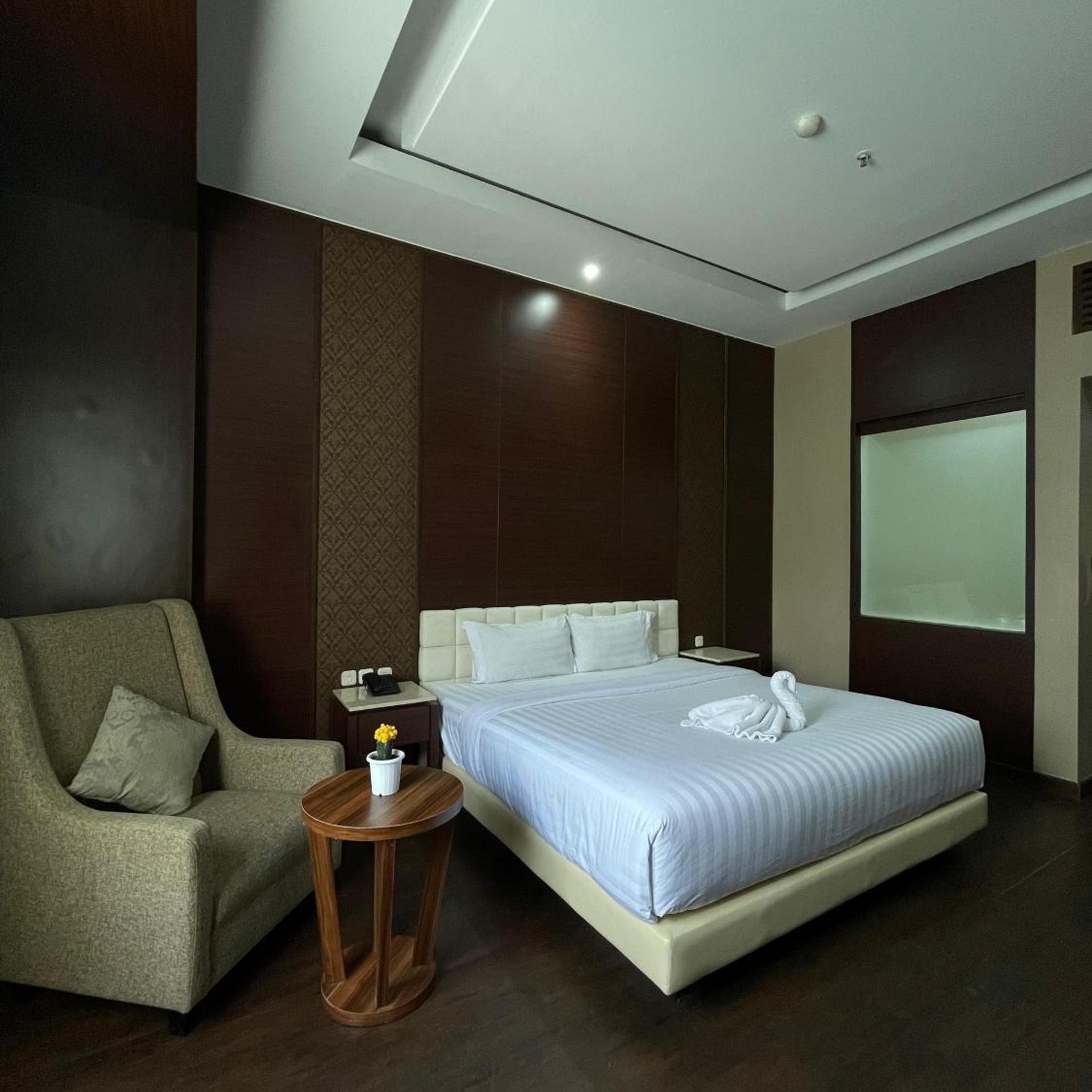 Grand Arjuna Hotel Formerly Sheo Resort Hotel 21/50