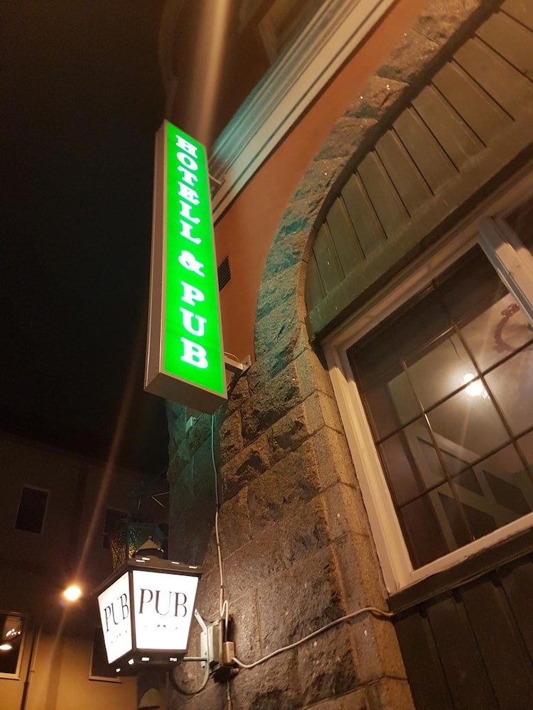 Kong Christians Bed And Breakfast 2/30