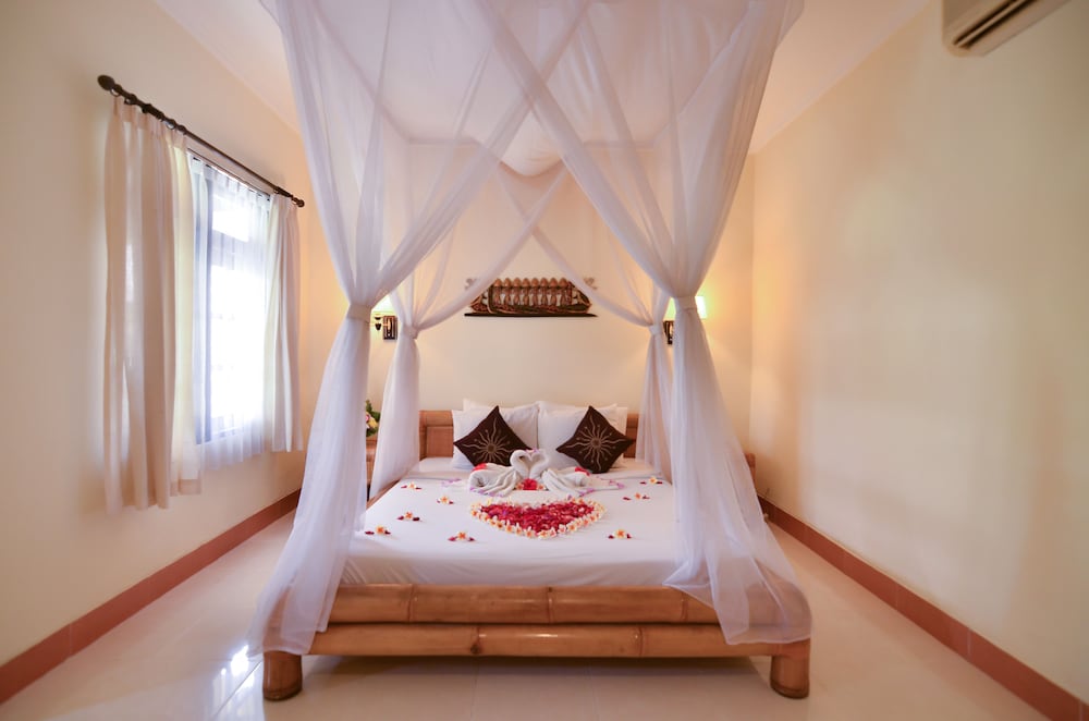 Aneka Lovina Villas And Spa 19/56