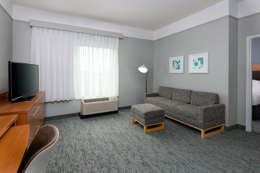 TOWNEPLACE SUITES BUFFALO AIRPORT 20/50