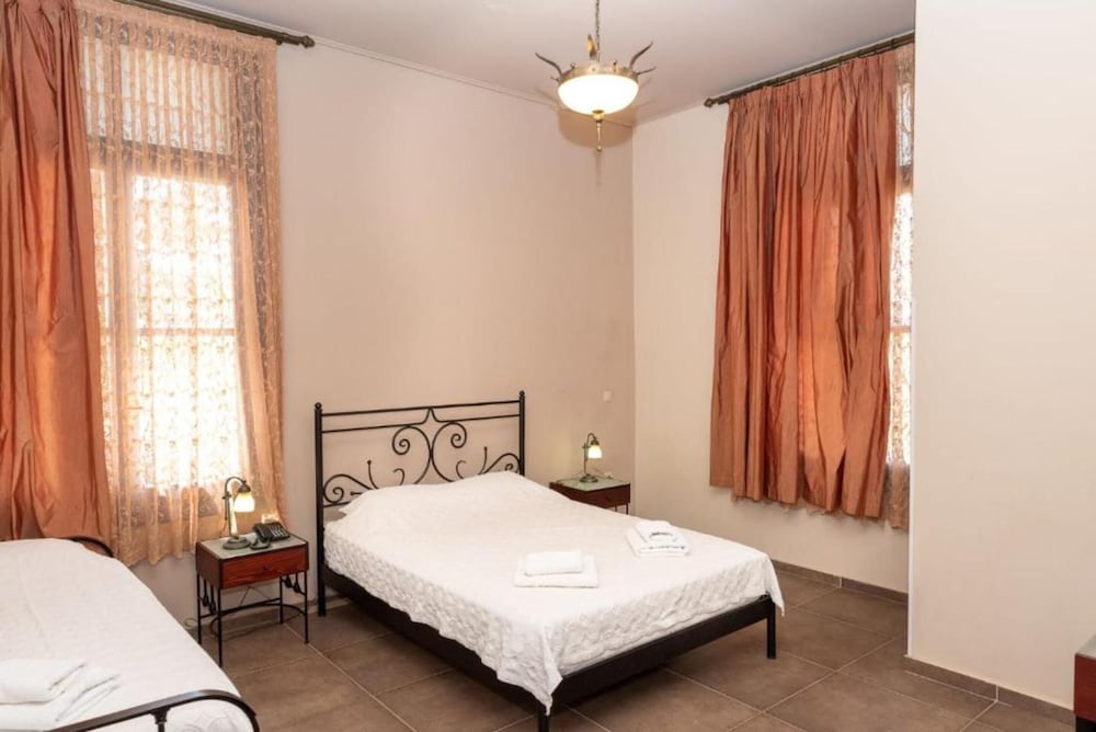 Villa Rossa Kambos 8/50