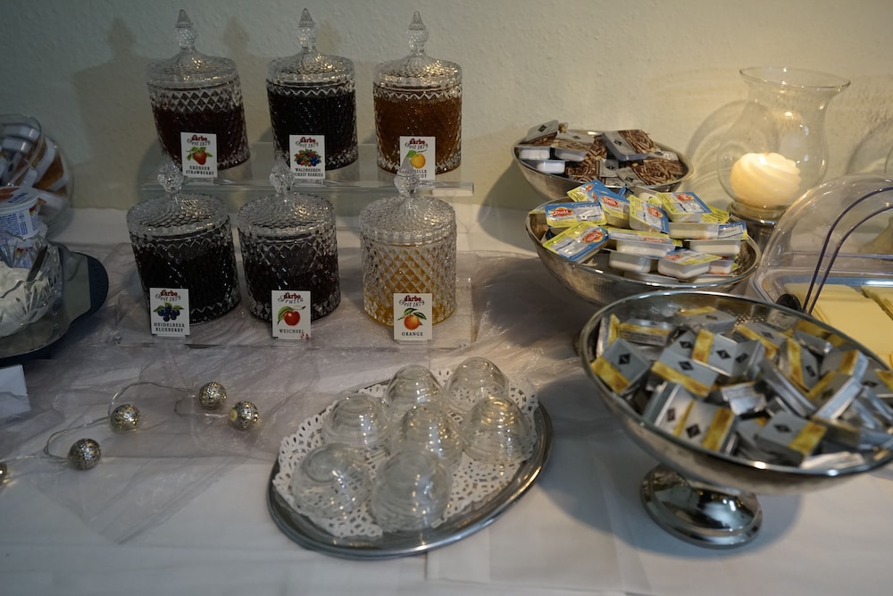 MD-RABE'S HOTEL KIEL 26/49