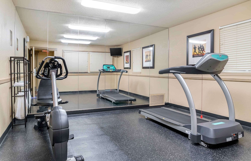 Extended Stay America - Detroit - Warren 22/46