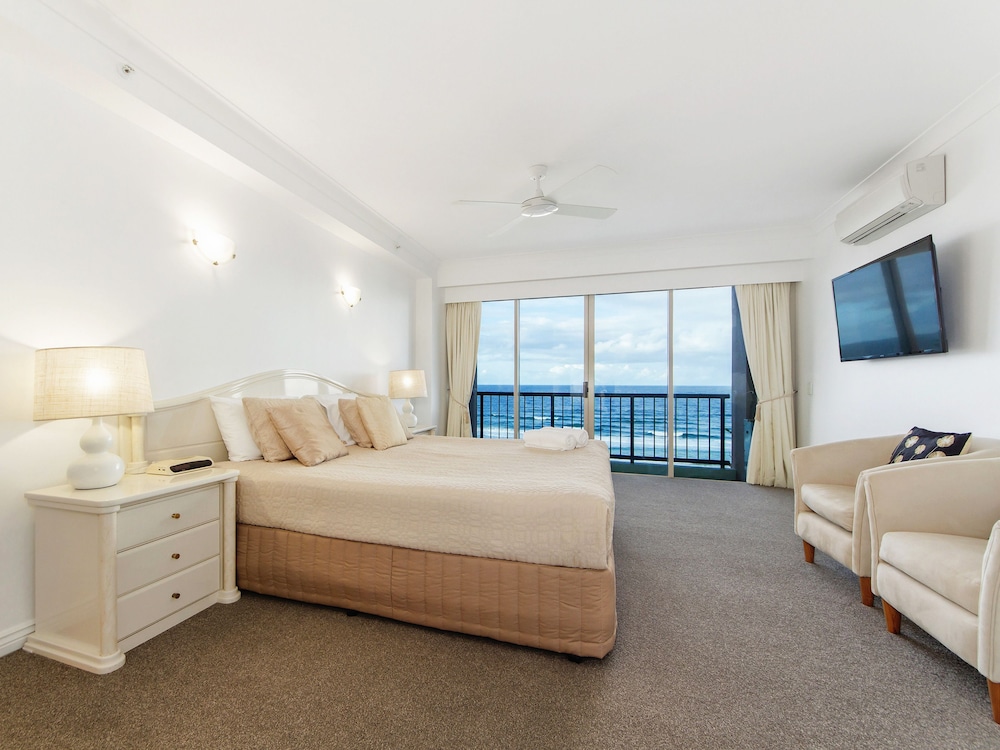 Oceana On Broadbeach 32/75