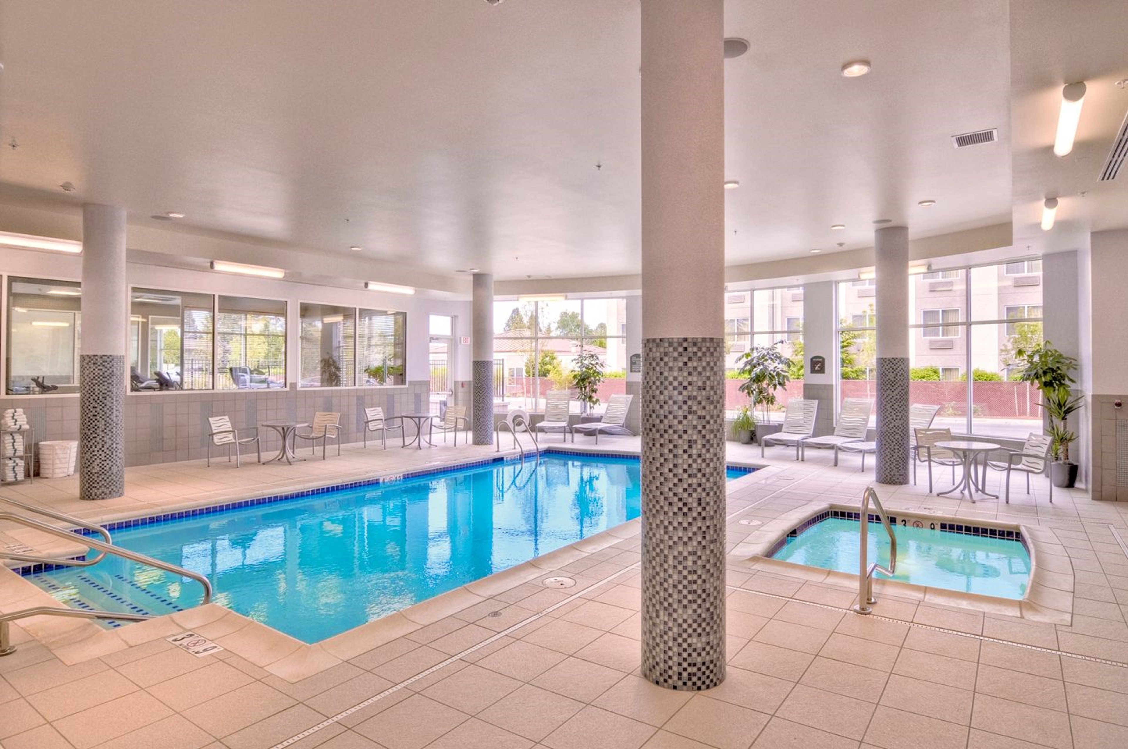 Holiday Inn Express Eugene - Springfield 21/43
