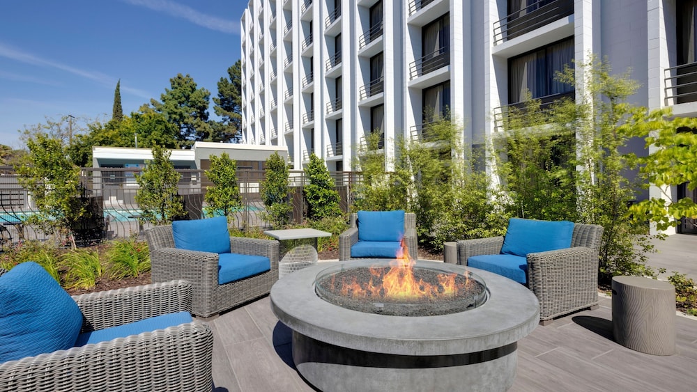 HOLIDAY INN SAN JOSE - SILICON VALLEY 55/67