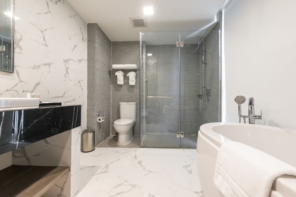 MAVEN BANGKOK HOTEL 25/31