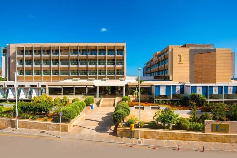 I Resort Beach Hotel & Spa in HERSONISSOS