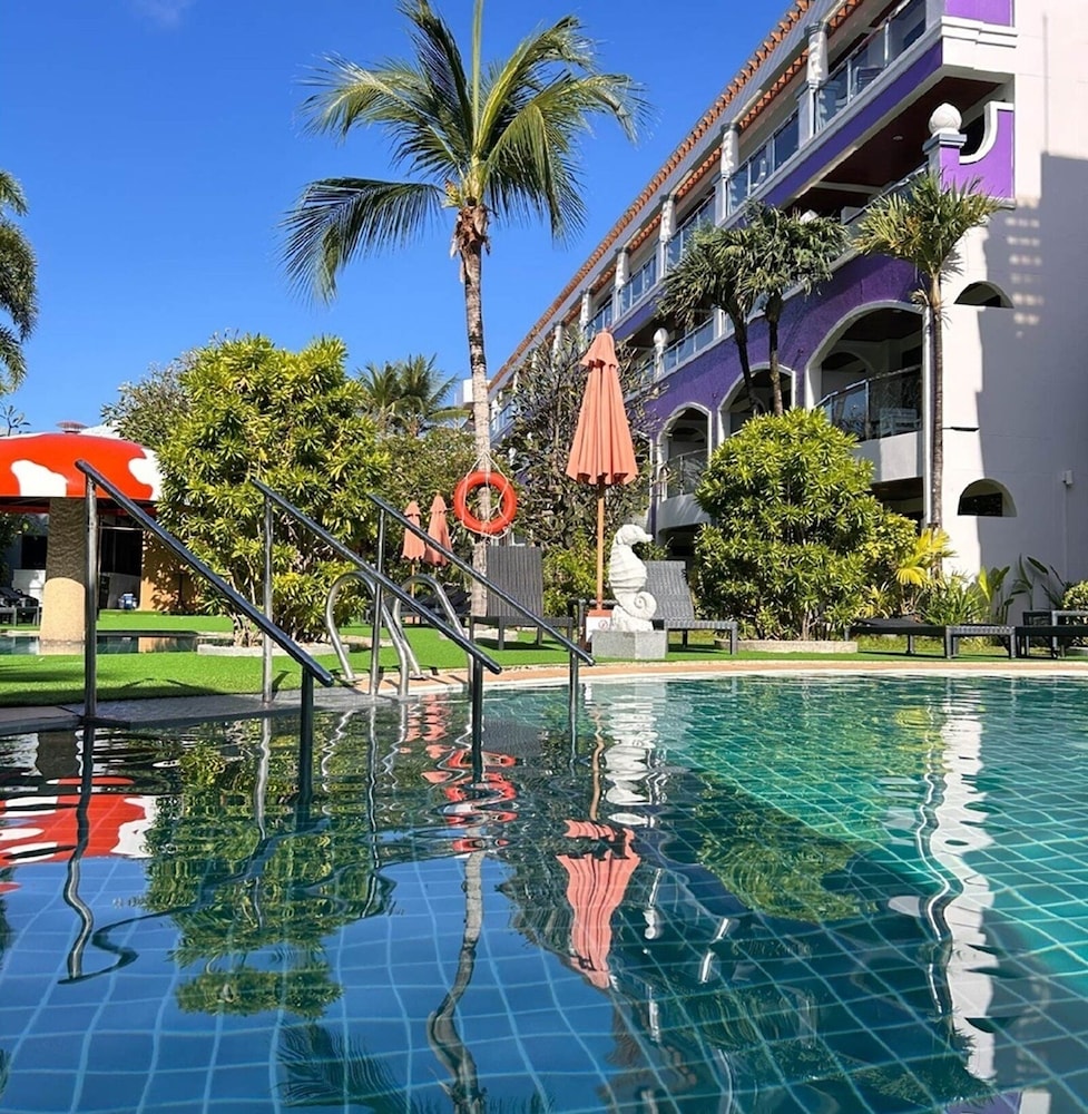 Karon Sea Sands Resort 60/71