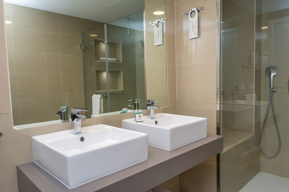 Perla Gris Aparthotel 22/68