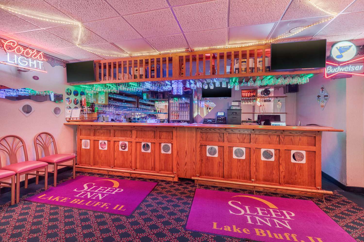 Sleep Inn Near Great Lakes Naval Base 34/38