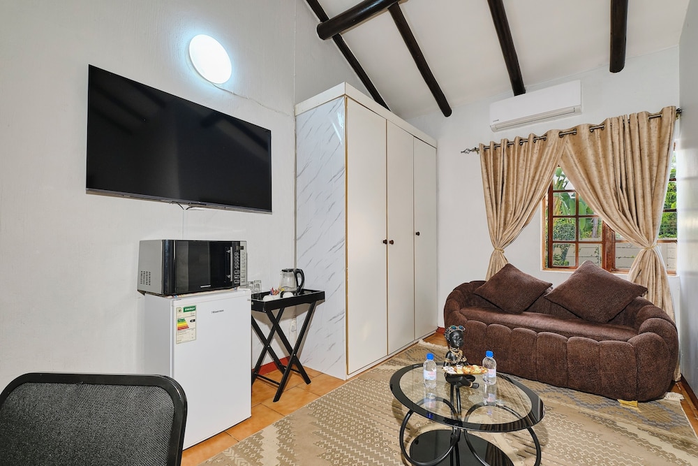 Harmony Guest House 25/50
