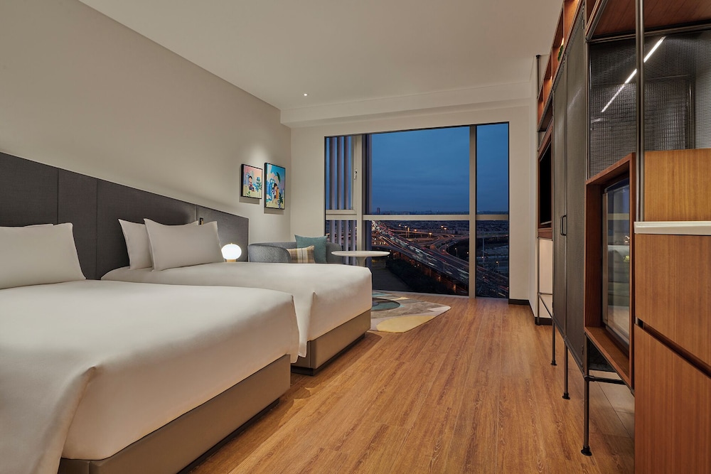Habitat, Twin Beds