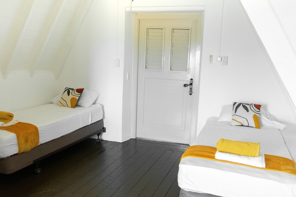 DELUXE, APARTMENT