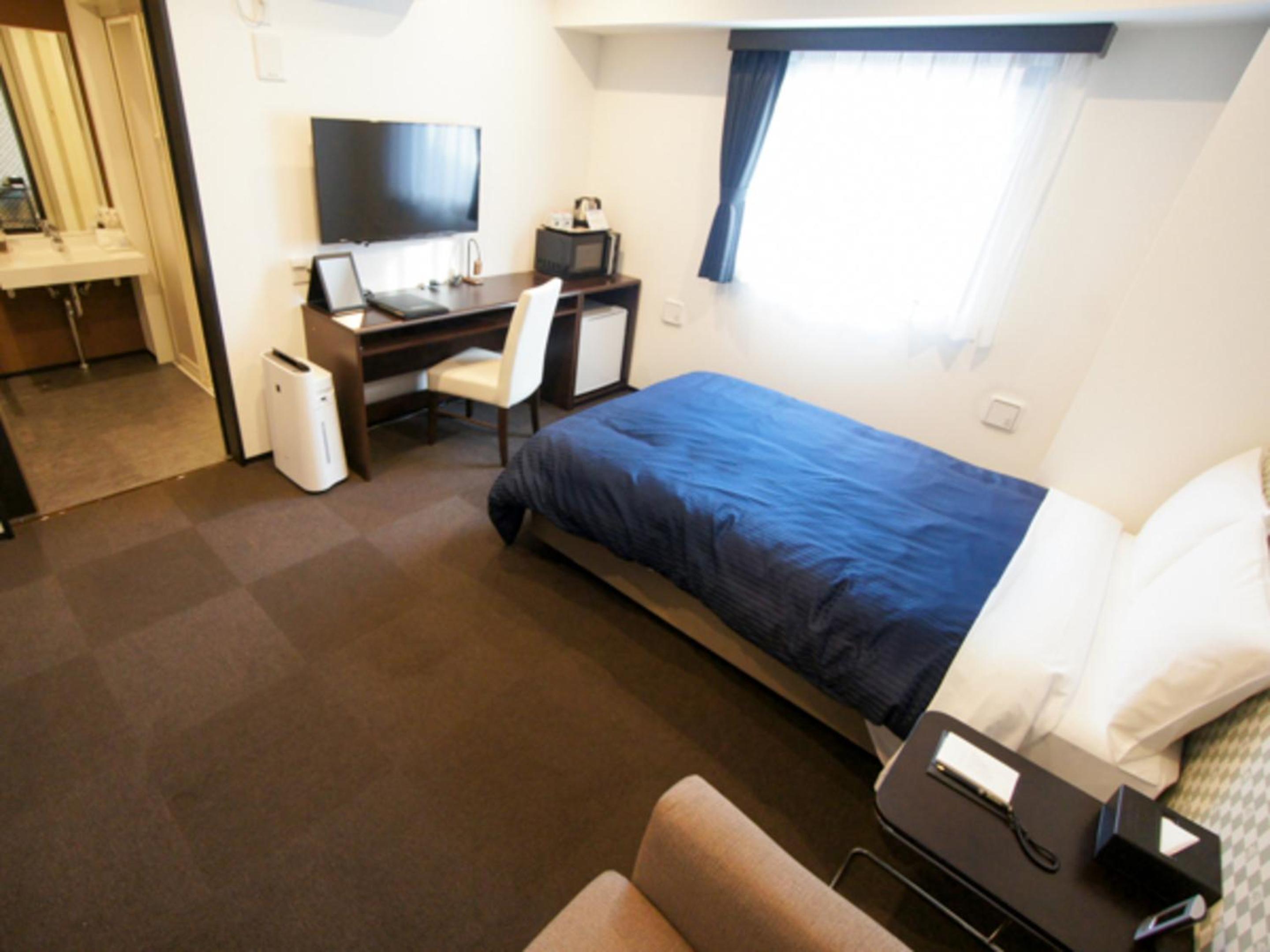 Semi Room, Semi Double Bed