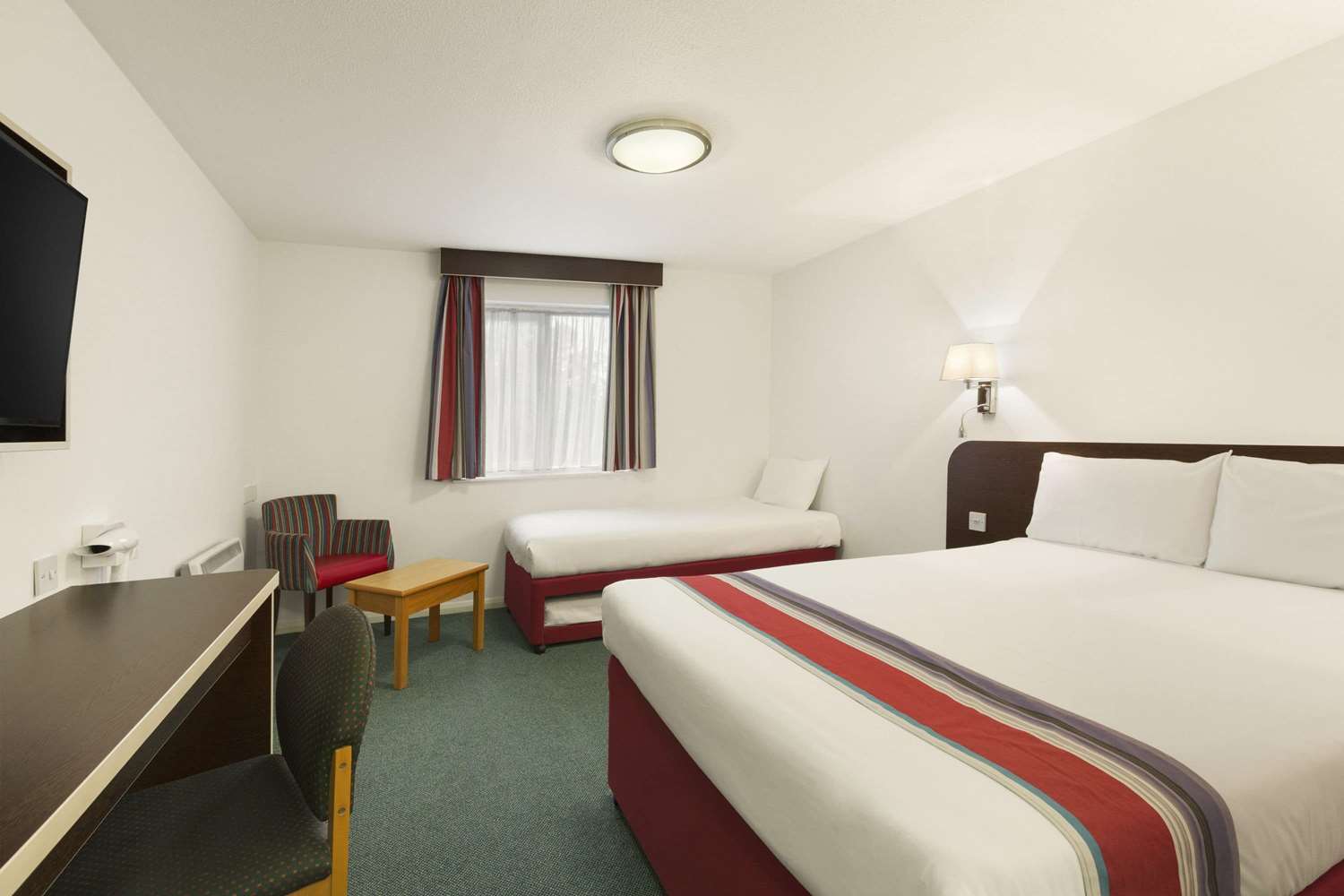 Ramada by Wyndham South Mimms M25 4/20
