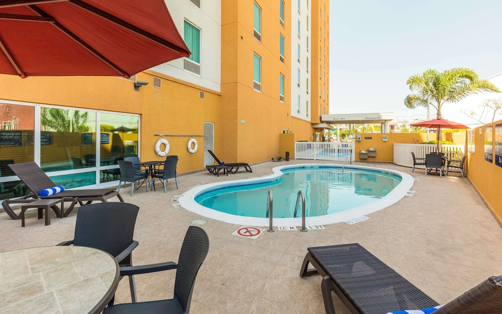 Hampton Inn by Hilton Queretaro Tecnologico 5/46