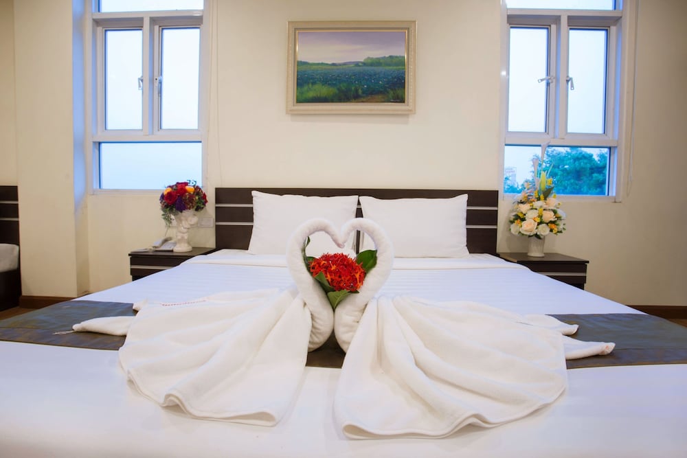 Tharakiree Place Hotel 17/45