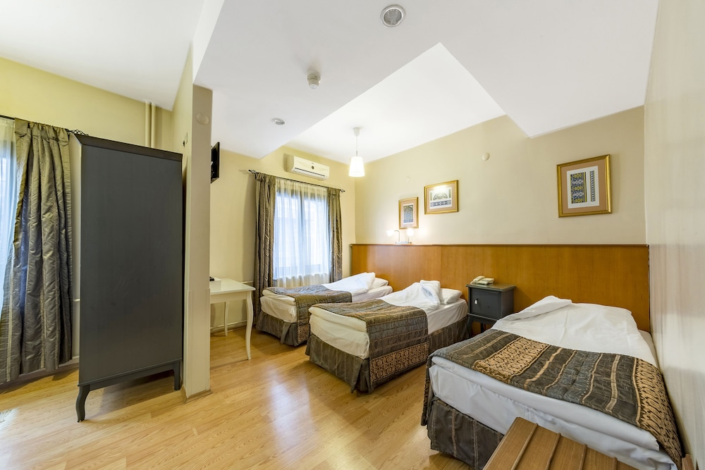 Hotel Fehmi Bey 63/75