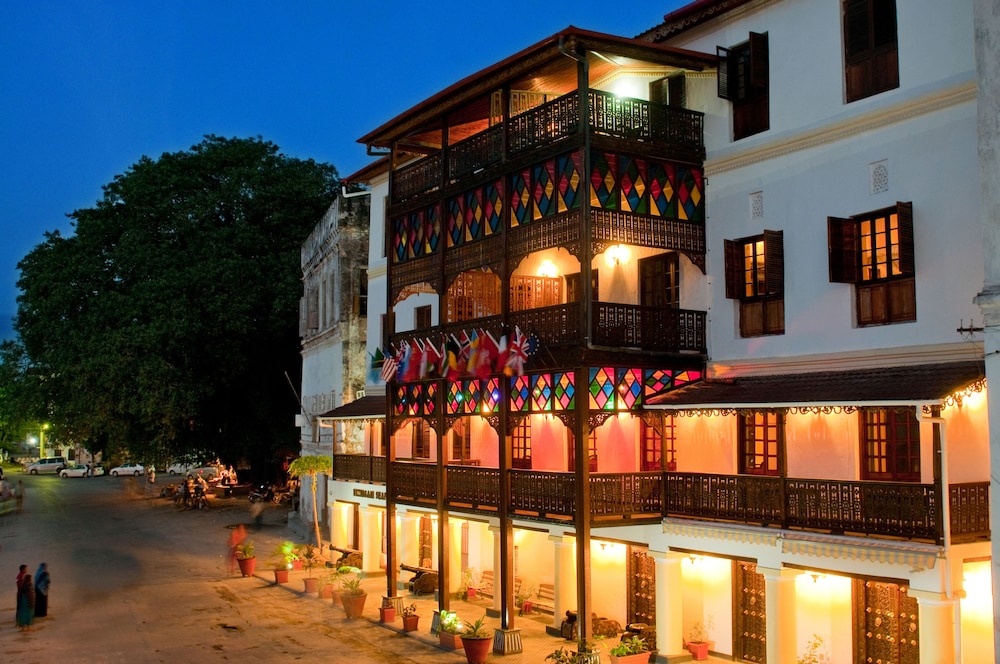 Mizingani Seafront Hotel 69/80