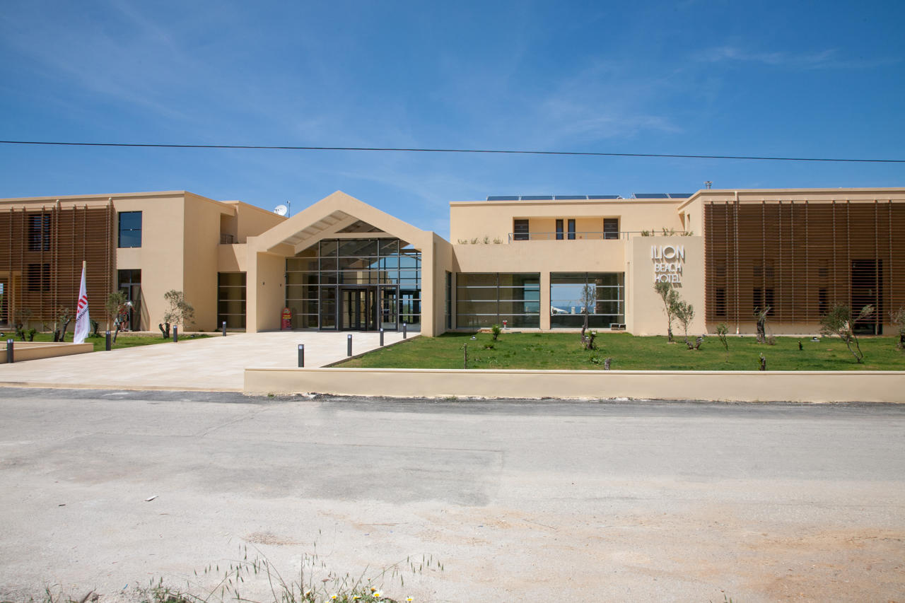 Ilion Beach Hotel in Platanias