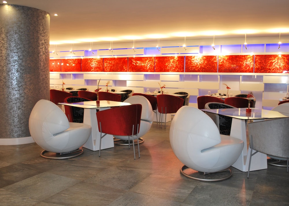 RIONE HOTEL BOUTIQUE 47/54