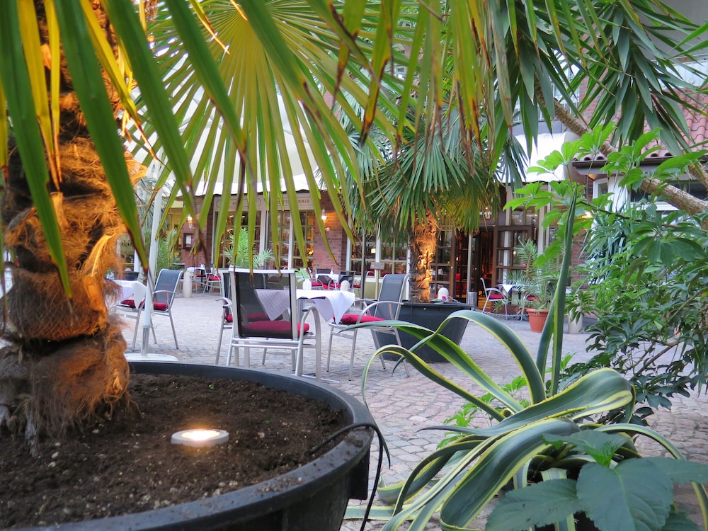 Sachsenwald Hotel Reinbek 42/48