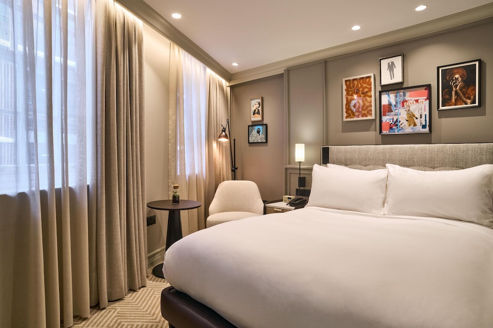 COZY, RENOVATED, DOUBLE BED
