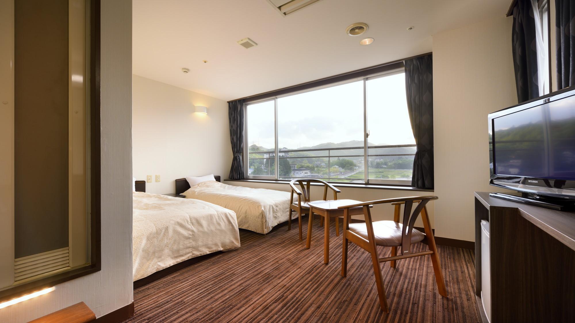 Room, Twin Beds, Annex