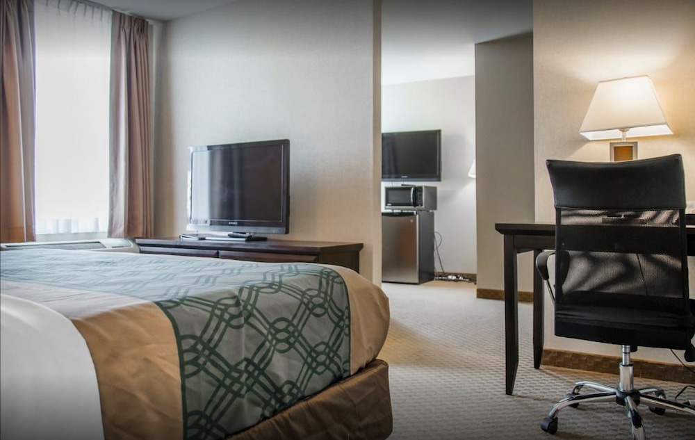 Econo Lodge Winnipeg 20/40