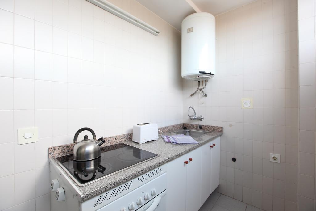 Dynastic Rooms Apartments 44/45