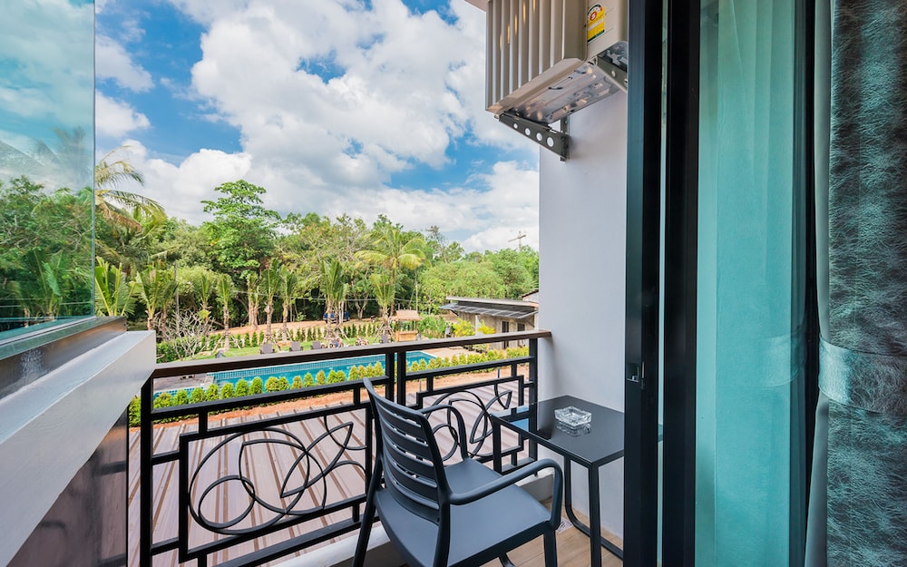 River Front Krabi Hotel 35/55
