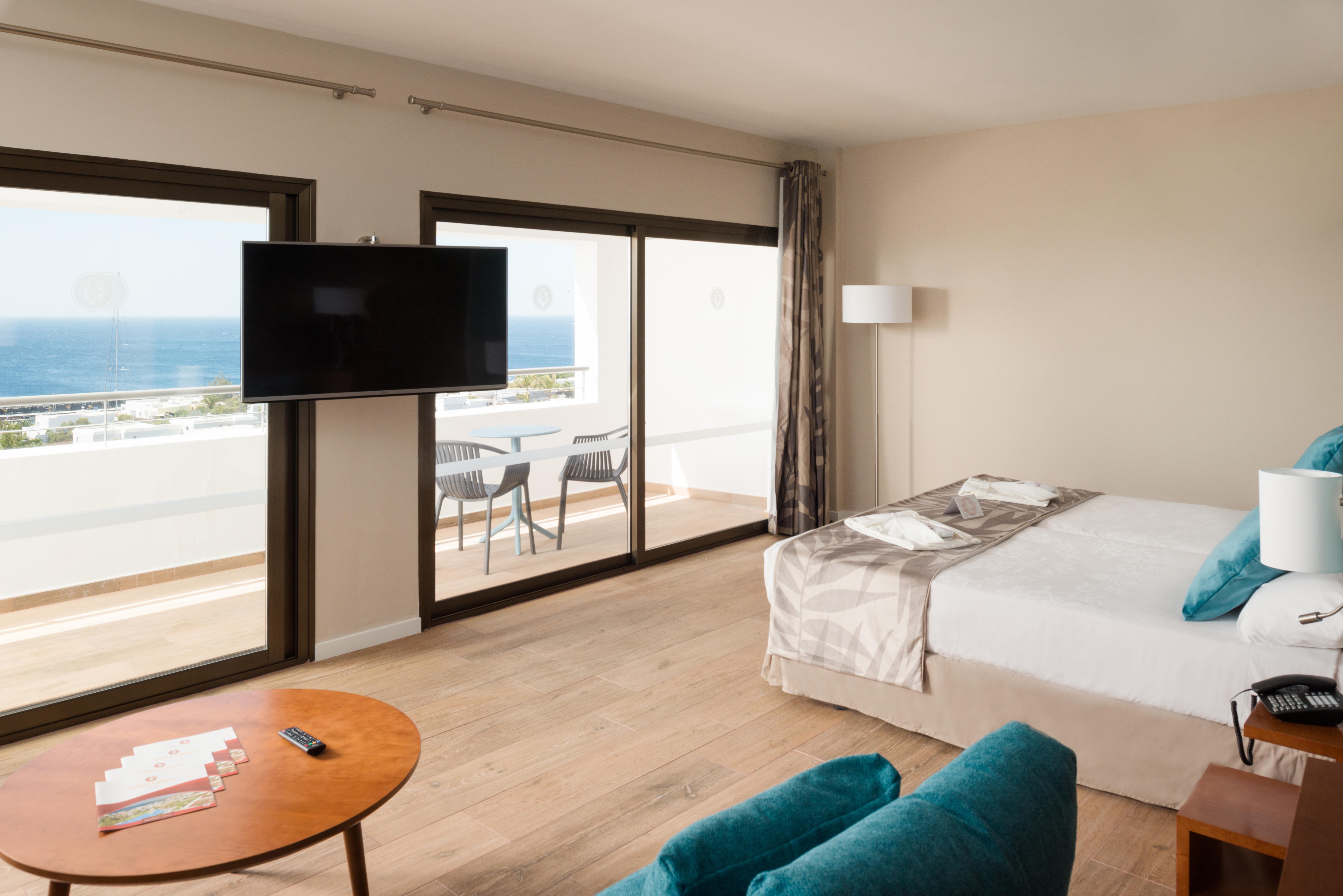Select, Junior Suite, Double Bed, Balcony or Terrace
