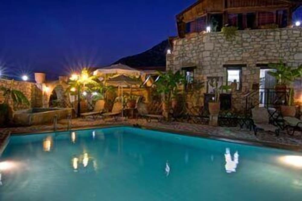 STONE VILLAGE in MYLOPOTAMOS