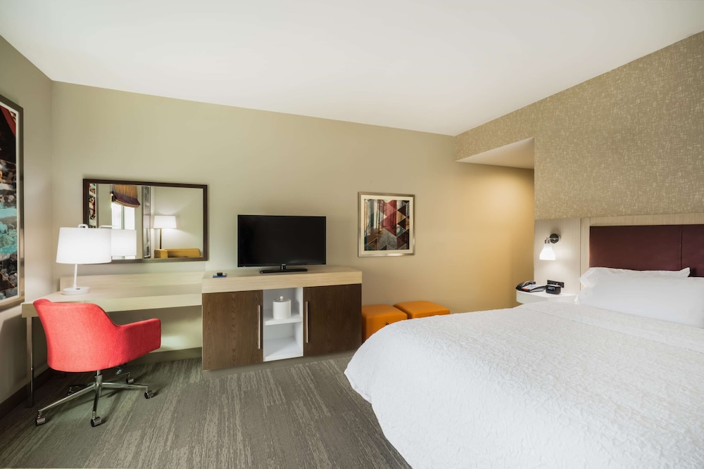 Hampton Inn Newport, TN 13/34