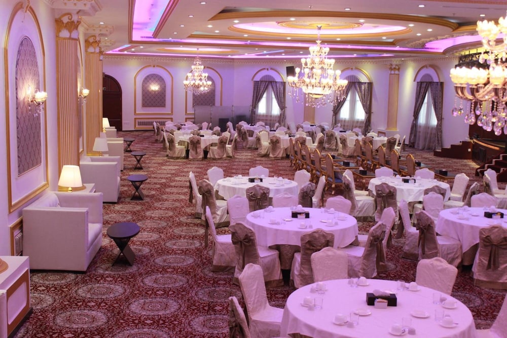 فندق ناشونال بارك(National Park Hotel) 56/66