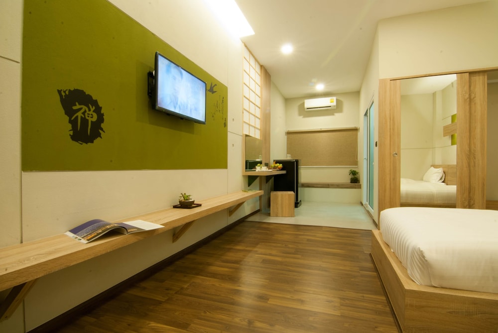 Zenith Residence Hotel 32/45