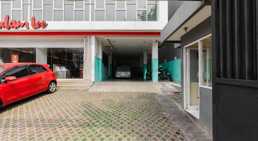 Reddoorz Plus Near Mall Ciputra Jakarta 40/51