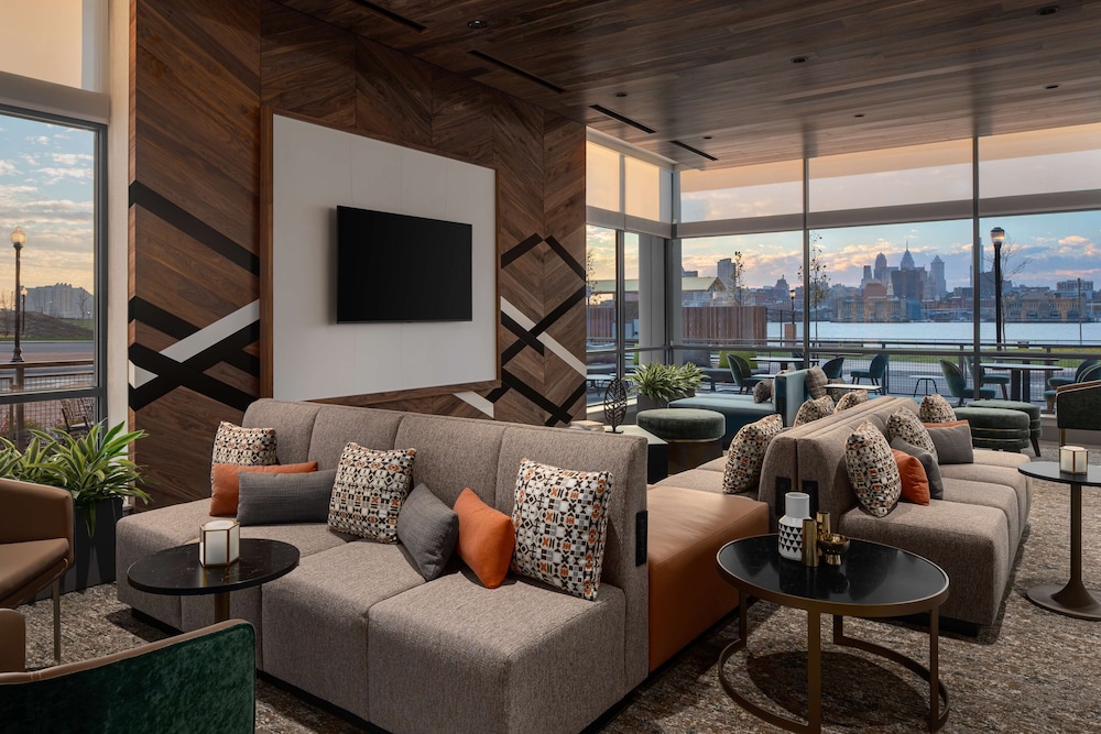 Hilton Garden Inn Camden Waterfront Philadelphia 34/53